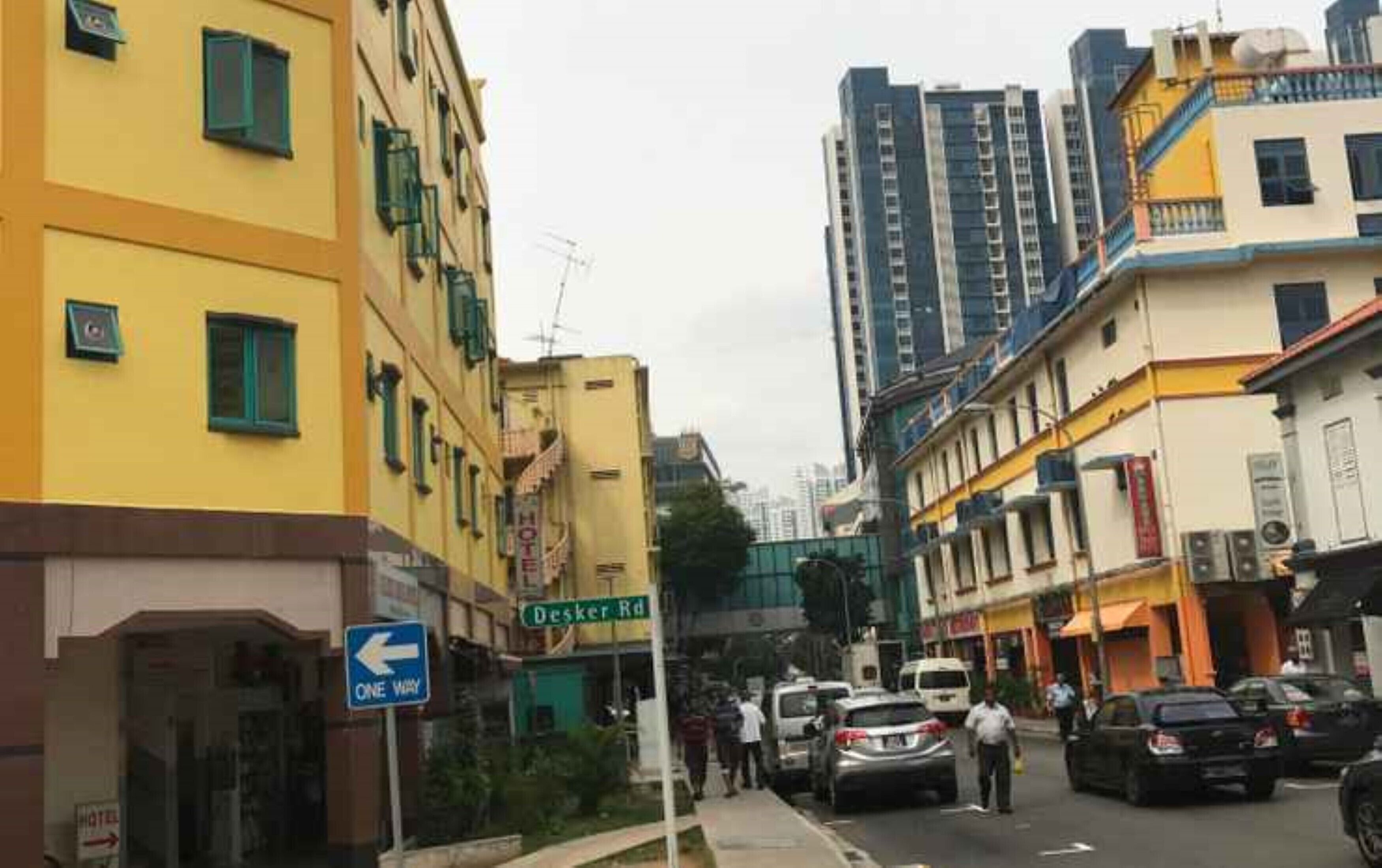 Photo - L Hotel at 51 Desker