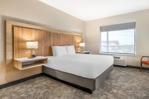 客房, 1 张特大床, 无障碍, 无烟房 | 办公桌、笔记本电脑工作区、遮光窗帘、熨斗/熨衣板