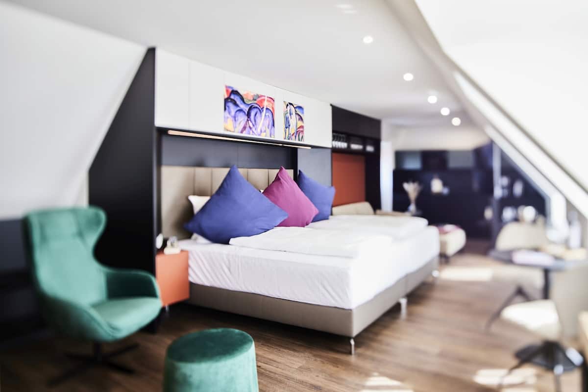 Superior Studio Suite | Premium bedding, free minibar, in-room safe, individually decorated