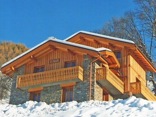 Chalet, à 150m des pistes de ski, sauna, terrasse, balcon, cheminée ou poêle à bois, parking