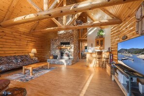 Smart TV, fireplace, video games