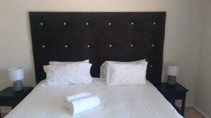 1 makuuhuone, silitysrauta/-lauta, ilmainen Wi-Fi, vuodevaatteet