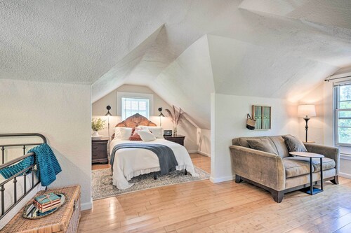 Downtown Nevada City 1900 Victorian Retreat!