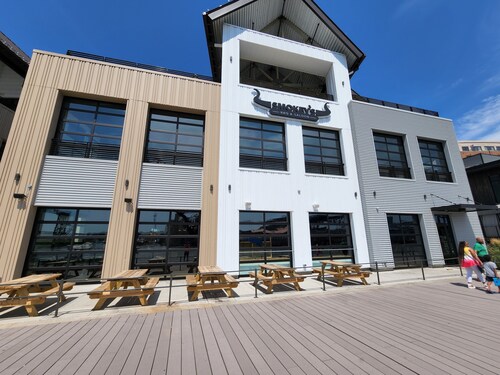 Penthouse In The Flats