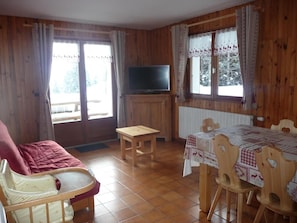 Interior - Wifi, 2nd floor, view mountain, balcony, parking, ski locker, 103m², Le Grand Bornand (Le Grand-Bornand)