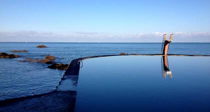 "La Petite Epicerie" plein port Ă 200m de la plage avec petite terrasse