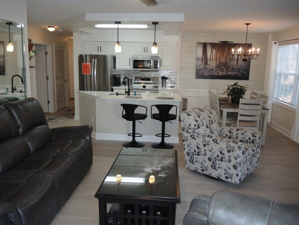 Villa, 2 Bedrooms | Living area