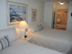 Villa, 2 Bedrooms | 2 bedrooms, free WiFi - 1401 2 Bedroom Villa by Redawning (Calabash)