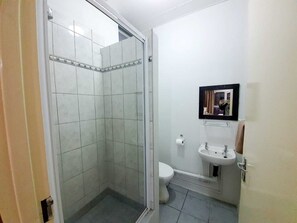 Bathroom - Hotel Riviera (Durban)