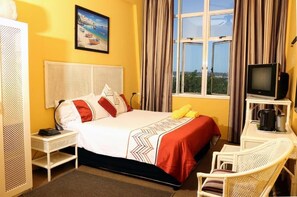 Room - Hotel Riviera (Durban)