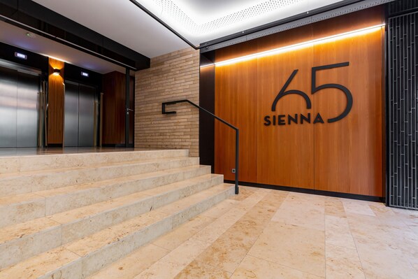 Exterior - Apartment Sienna Warsaw by Renters (Warsaw)