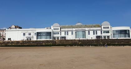 Perfect Holiday home in Bridlington, sleeps 9