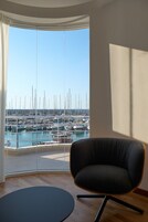 40-inch flat-screen TV with digital channels, TV