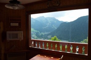 Interior - 1st floor, balcony, parking, tv, ski locker, 30m², Châtel (Châtel)