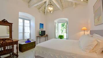 1 chambre, fer et planche Ă repasser, Wi-Fi, draps fournis