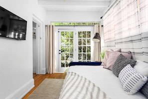 2 Schlafzimmer, Schreibtisch, Bügeleisen/Bügelbrett, kostenloses WLAN