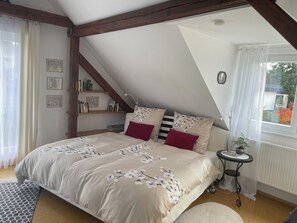 1 chambre, fer et planche à repasser, Wi-Fi gratuit, draps fournis