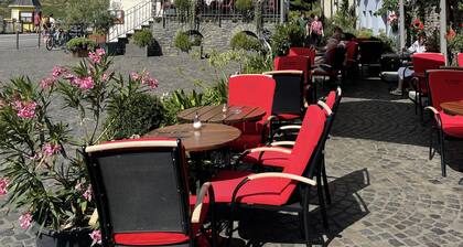 Ein voll ausgestattetes Ferienhaus mit Garten, Terrasse, Parken, (1 bis 6 Pers.)