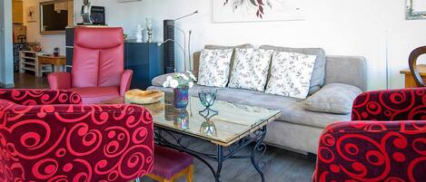 TV, books