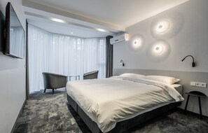Standard Double Room | Individually decorated, travel crib, free WiFi, bed sheets - ESE  Hotel (Birstonas)