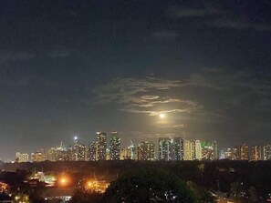 Nicht klassifiziertes Bild, 2 von 3, Schaltfläche