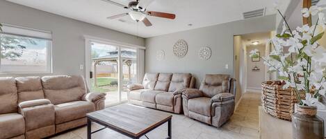 スマートテレビ、暖炉