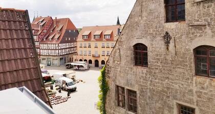 3 Zimmer Apartment am Rathaus mit Erker - Direkt im Zentrum