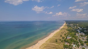 Beach nearby - Close to beach, Spacious interior and exterior, Panoramic LAKE, PARK, CITY views (Michigan City)