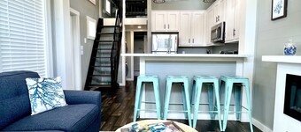 The Sea Glass House - Pet friendly tiny home near lake in Clermont