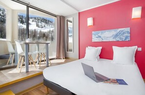 1 bedroom, WiFi, bed sheets