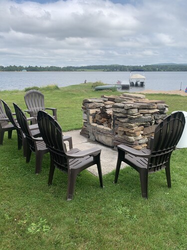 Adirondack log cabin on Chazy Lake NY