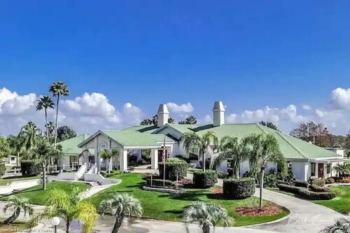 Villa on golf course w/ pool near Sebring Raceway