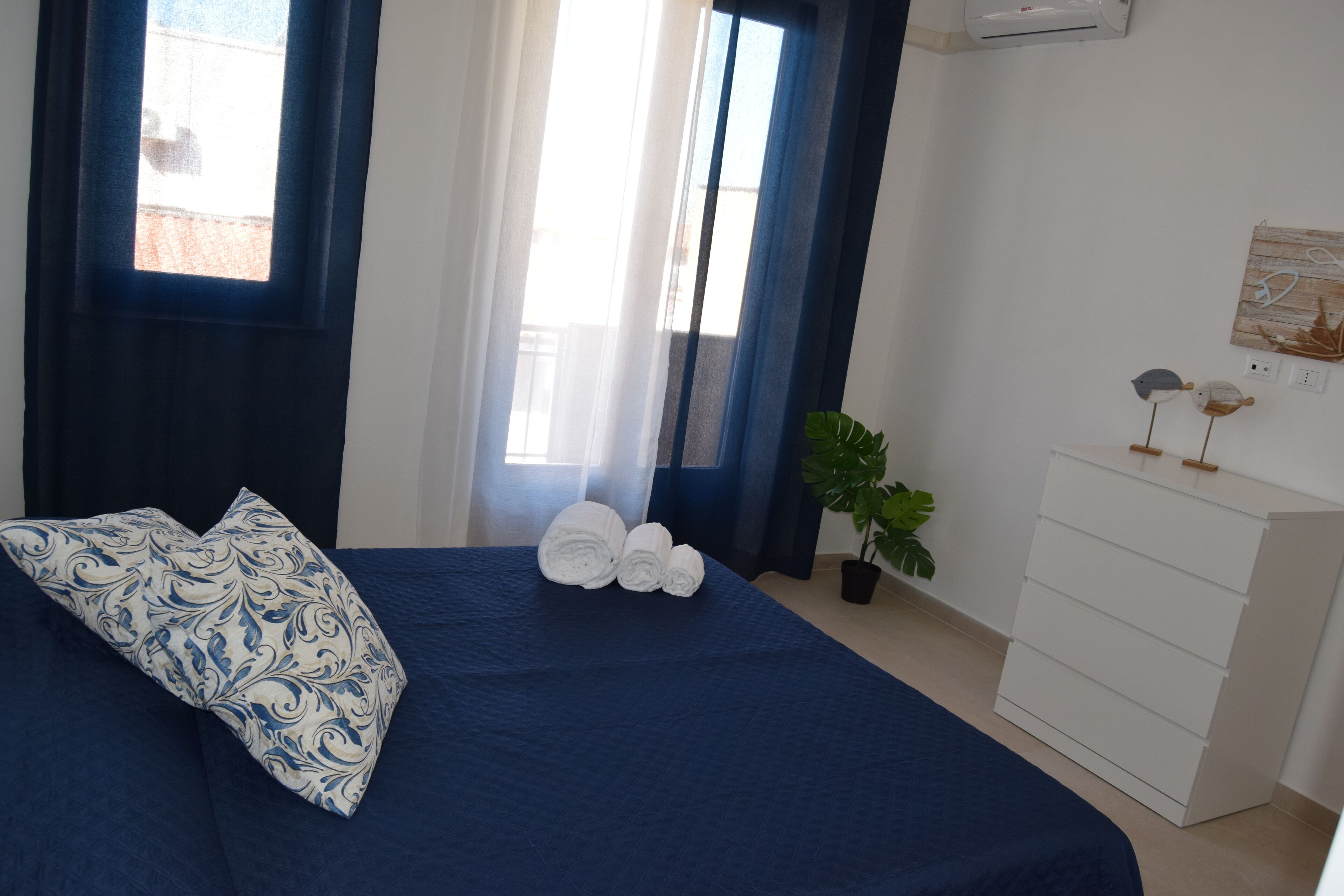 2 chambres, fer et planche à repasser, Wi-Fi gratuit, draps fournis