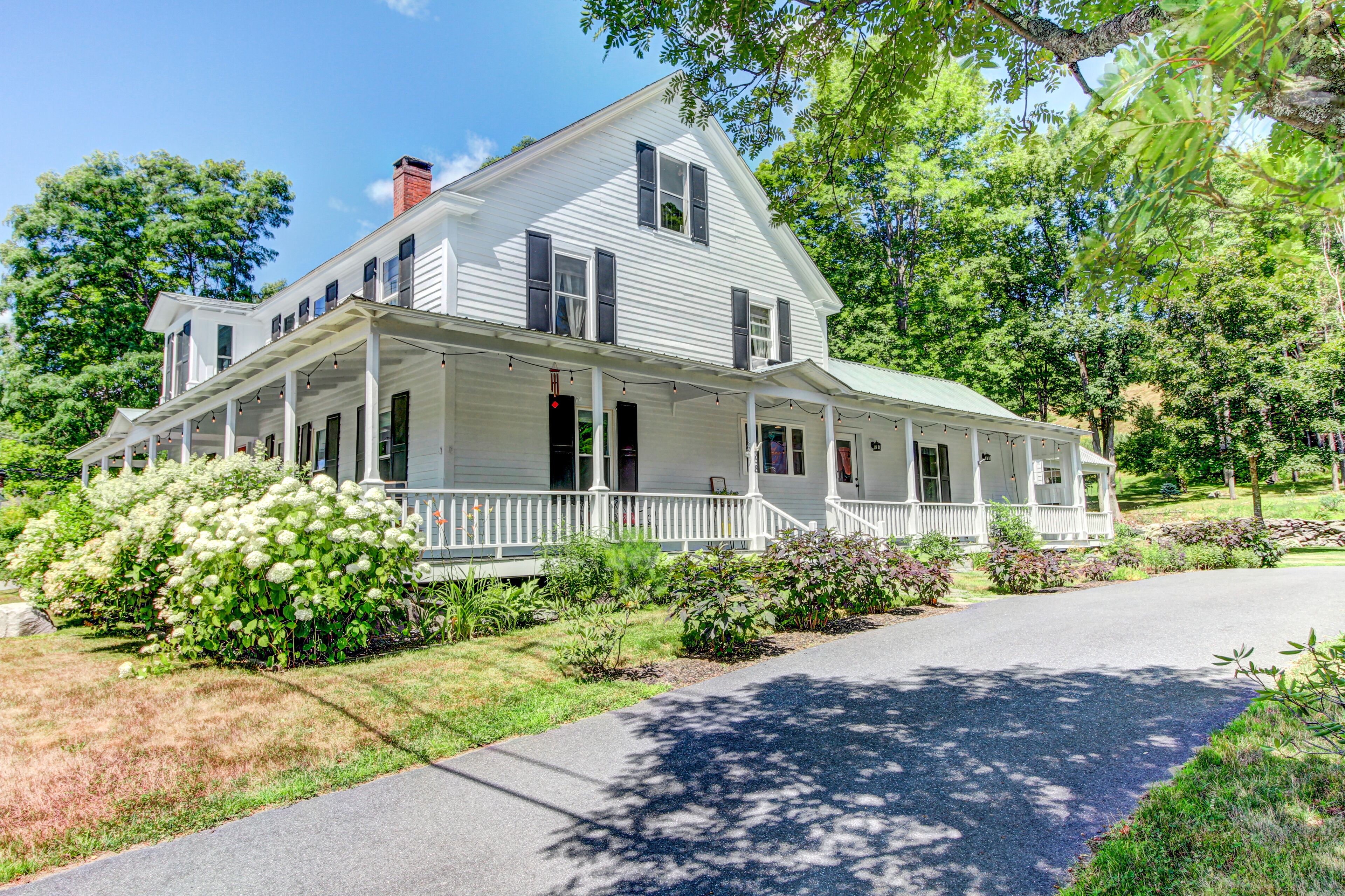 *New!* A Lovely VT Home with a Hot Tub, Near Rock River and Skiing