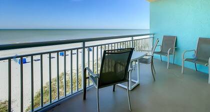 Chateaux #303, Beachfront Condo