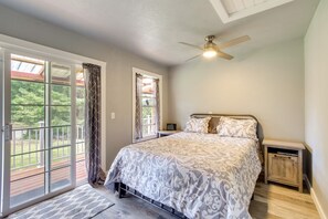 2 chambres, bureau, Wi-Fi, draps fournis