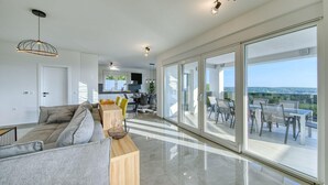 Unclassified image, 4 of 91, button - Villa Suton Zadarvillas (Razanac)