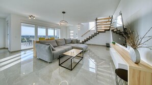 Unclassified image, 2 of 91, button - Villa Suton Zadarvillas (Razanac)