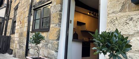 House | 2 bedrooms, Egyptian cotton sheets