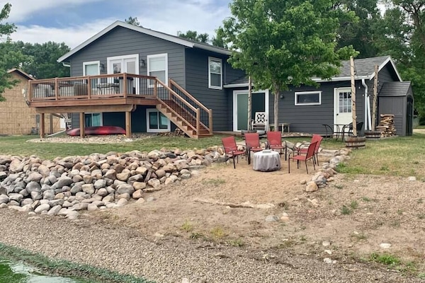 E2151101 e81f 4bd8 a5e8 6f63fc3295f7