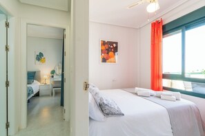 2 bedrooms, in-room safe, iron/ironing board, free WiFi