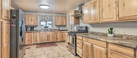 Fridge, microwave, stovetop, coffee/tea maker