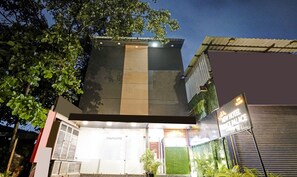 Unclassified image, 2 of 26, button - Treebo Trip New Prince Palace (Mumbai)