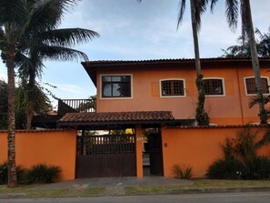 Front of property - Astro Rei Pousada Paraty (Paraty)