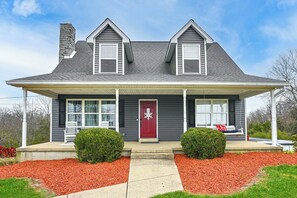 Exterior - Williamstown Gem w/ Private Pool & Hot Tub! (Williamstown)