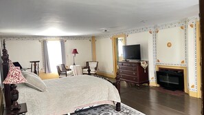 3 Schlafzimmer, Schreibtisch, Bügeleisen/Bügelbrett, kostenloses WLAN