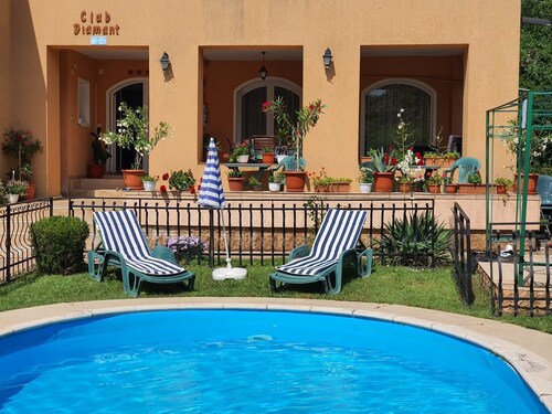 Family style villa, close to the beach with private pool