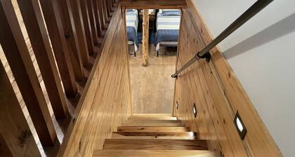 HIKING dog friendly HOT TUB & FIREPIT peaceful farmhouse cabin ATV UTV TRAILS