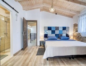 5 bedrooms, internet