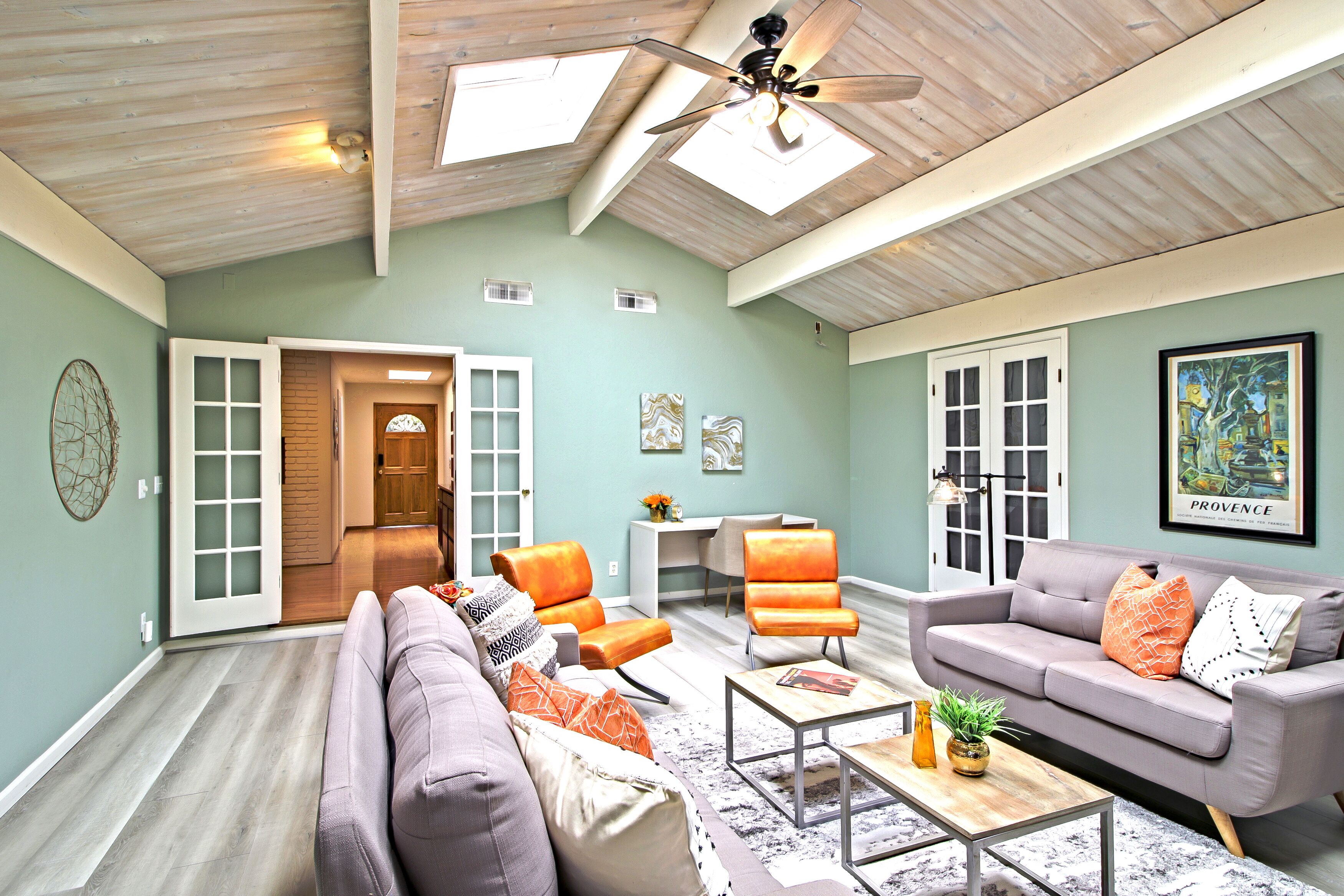 ABK: Cheerful and Spacious 10min to Apple HQ, Shops